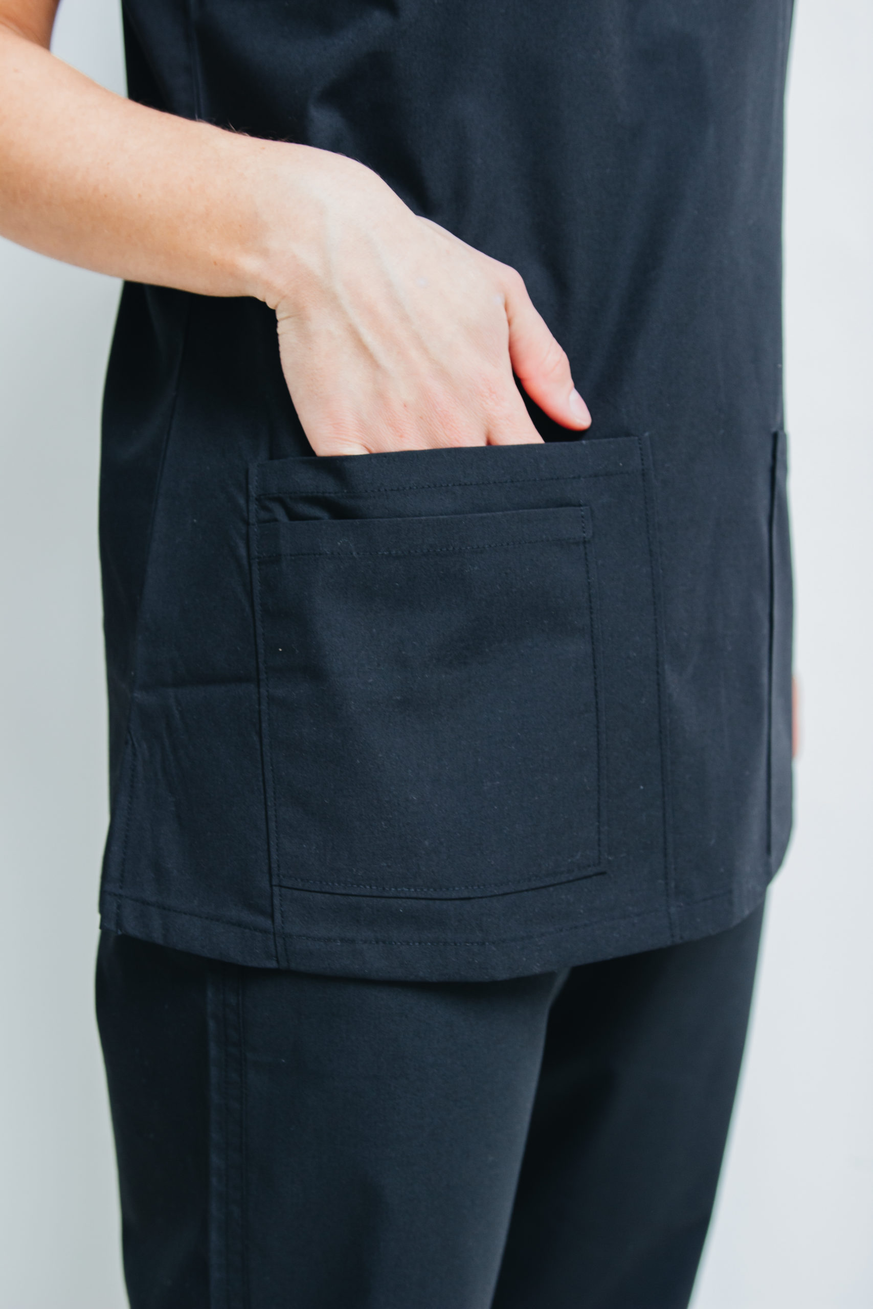 Women v-neck black scrub top - Image 4